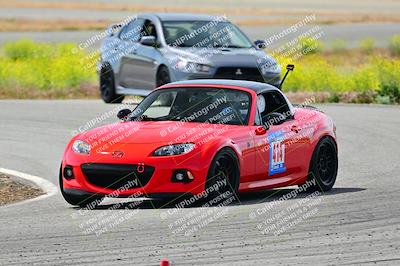 media/May-04-2024-Team Topak Racing (Sat) [[1dff1aa745]]/Inter Low 1/Session 2/